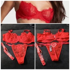 New Victoria's Secret Dream Angels Scarlet Lace Bra, Panty And Garter Set 36DD/M